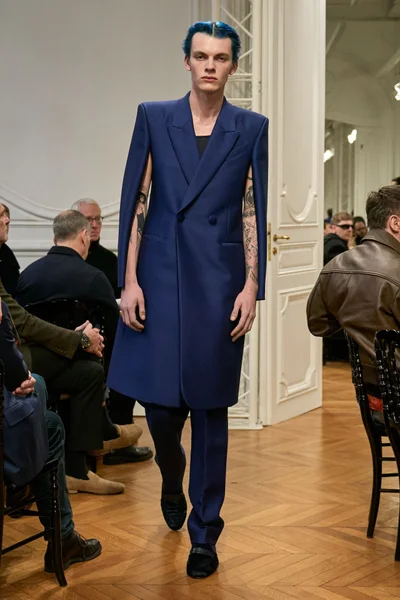 Look 22